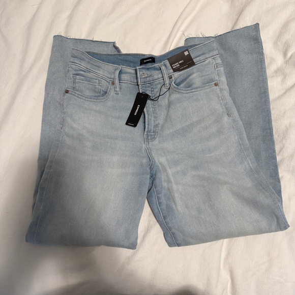 Express High Waisted Light Wash Raw Hem Straight Ankle Jeans - Picture 2 of 6